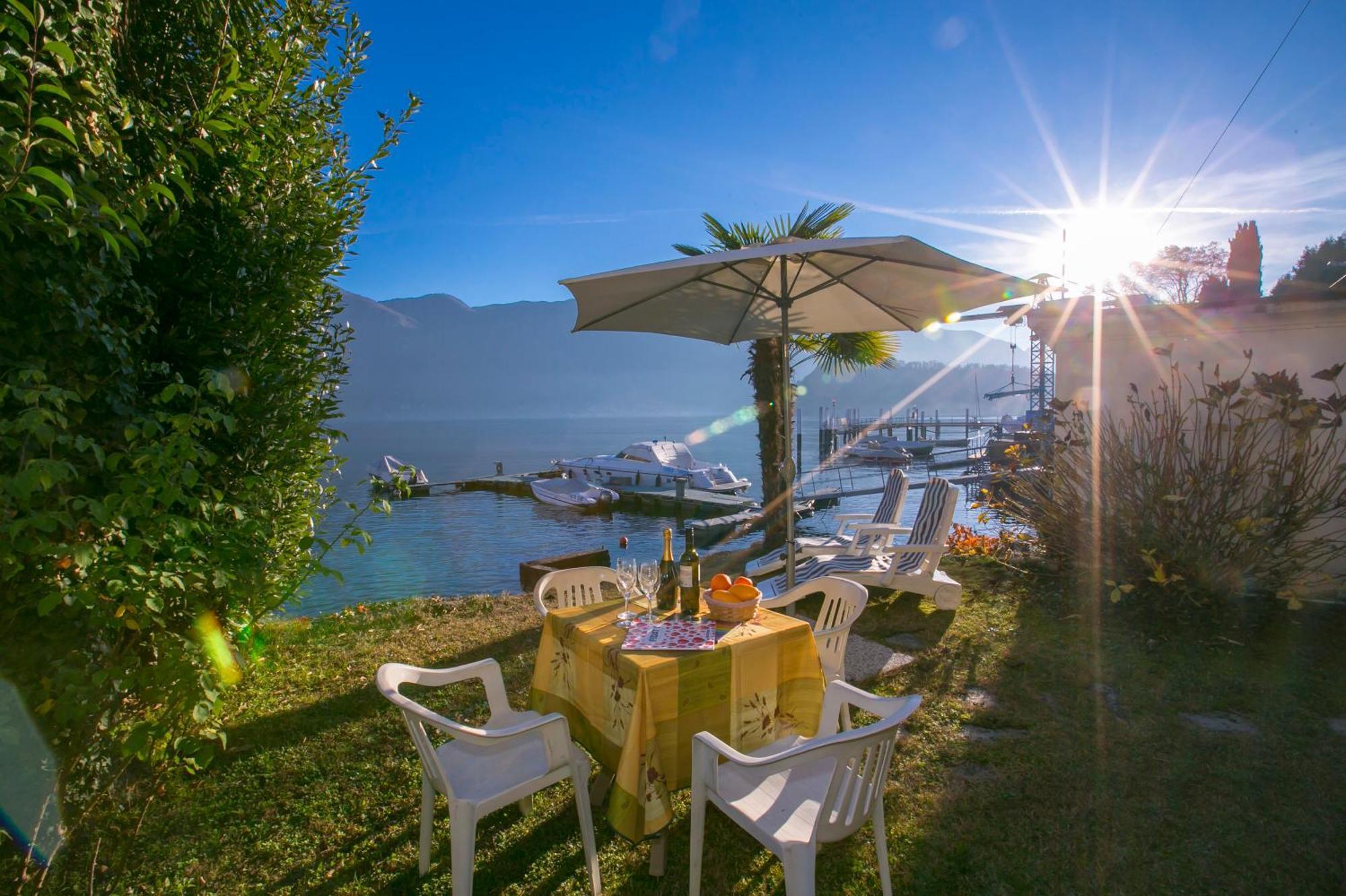 Casetta Al Lago Mezzegra Exterior foto